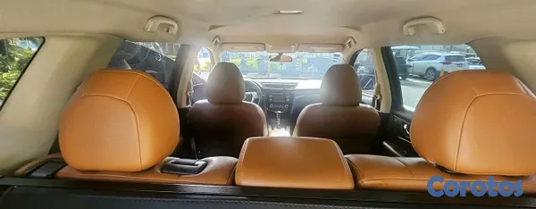 jeepetas y camionetas - Nissan rouge 2014 11