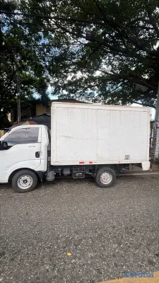 camiones y vehiculos pesados - SE VENDE CAMIÓN KIA 2700 Año 2019 con furgón cerrado!  3