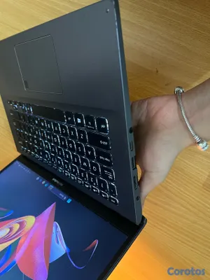 computadoras y laptops - asus vivibook, 8 memoria ram, 256 de almacenamiento y procesor AMD ryzen 3  3