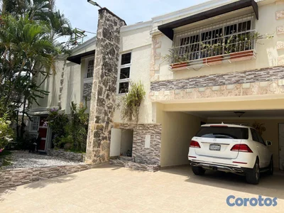 Venta de Casa en Los Restauradores