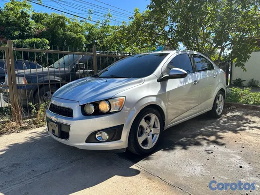 carros - Chevrolet sonic LTZ 2015 4