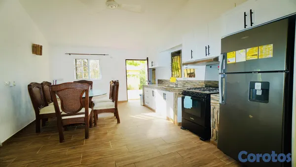casas - Casa de Ensueño con 2 Piscinas y Seguridad en Ubicación TOP 🌴 10