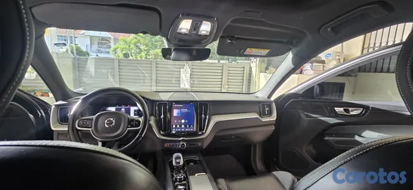 jeepetas y camionetas - Vendo  Volvo Cx 60 ultímate hybrida 2024 en excele 2
