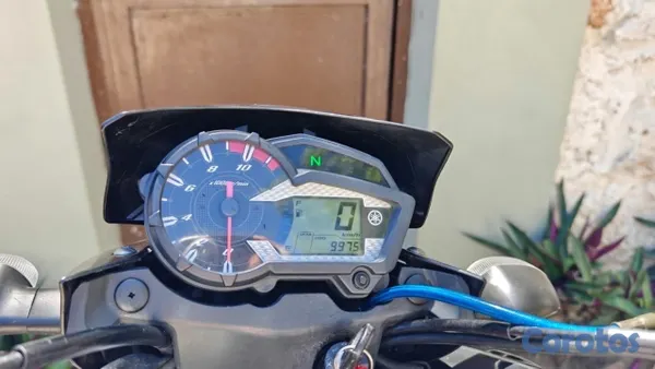 electrodomesticos - una moto Yamaha  4