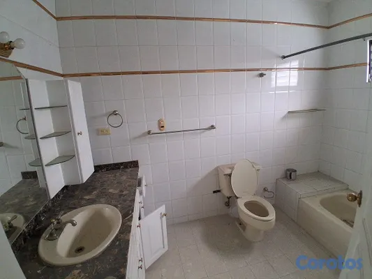casas - Alquilo Casa 2 niveles en  arroyo hondo viejo  14