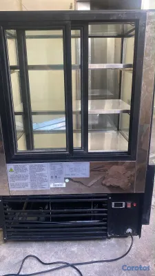equipos profesionales - Vitrina de postres como nueva  3