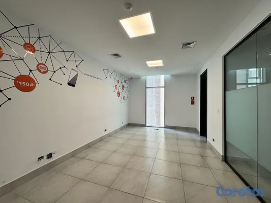 oficinas y locales comerciales - Oficina corporativa Clase A adecuada 200 m² en Alquiler Piantini, Santo Domingo 10