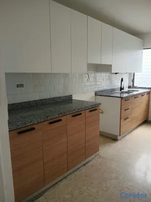 apartamentos - alquiló piso 4 los cacicazgos dos habitaciones dos baños parqueo servicio ara d 5