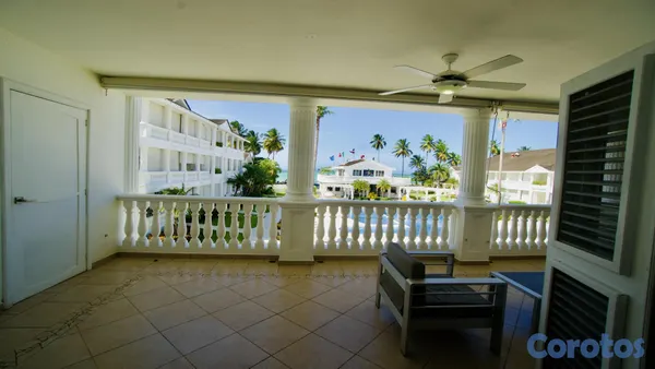 apartamentos - Apartamento de 2 Habitaciones en Primera Línea de Playa en Las Terrenas. 3