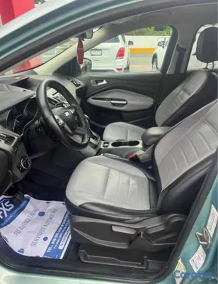 jeepetas y camionetas - Ford Escape SE-4WD, usada en muy buenas condicione 2