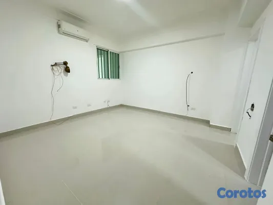 apartamentos - Apartamento en venta con balcón tipo terraza en L 7