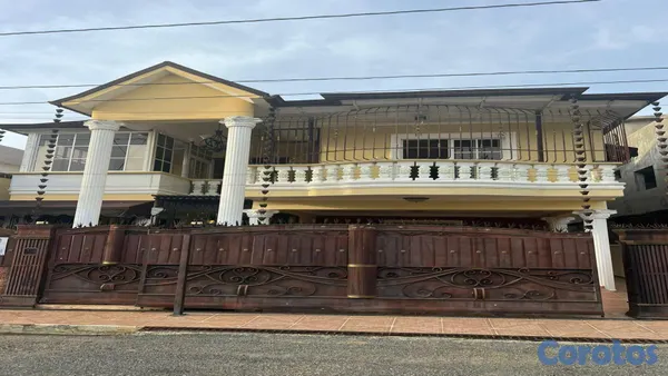 casas - 🏡 CASA EN VENTA EN LA AUTOPISTA DE SAN ISIDRO 9