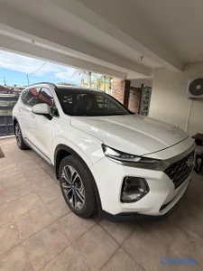 se vende Yipeta Santa Fe 