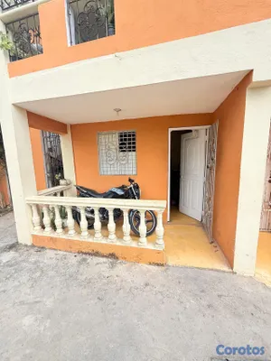 casas - Se vende Casa con 6 apartamentos en La Romana 2