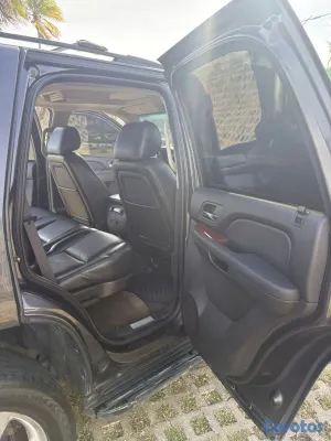 jeepetas y camionetas - CHEVROLET TAHOE LTZ 2011 4X4 DE LA CASA 6