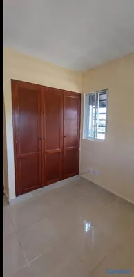 apartamentos - alquilo apartamento en san Isidro labrador 
detrás del bravo  9