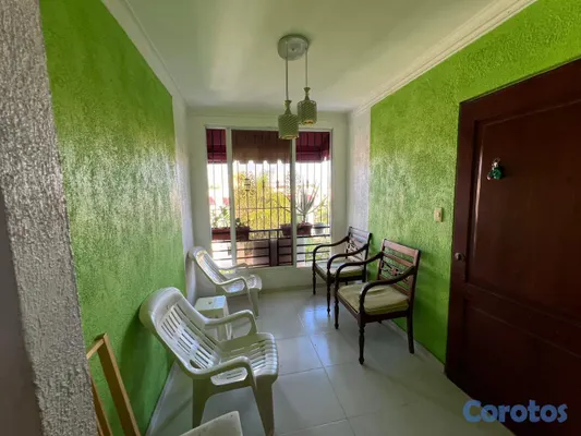 apartamentos - APARTAMETO DE OPORTUNIDAD  EN LA JACOBO MAJLUTA, SE ENCUENTRA EN UN 4t0 NIVEL 5