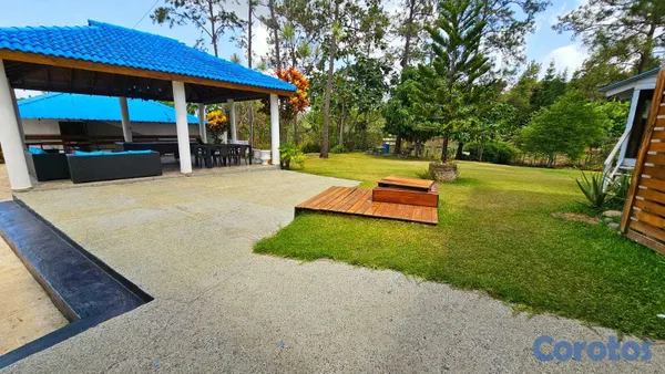 casas vacacionales y villas - Villa en Jarabacoa en Venta Amueblada con vista a  14