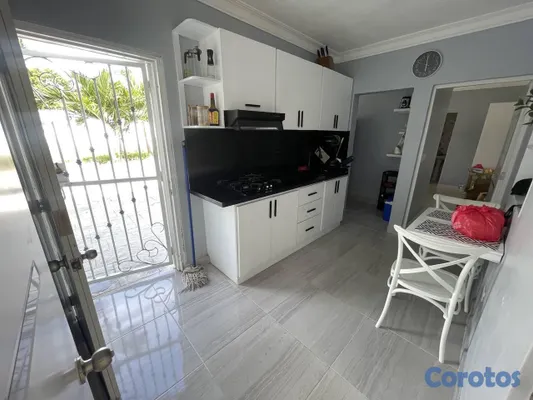 casas - Alquilo casa en Reparto Los Ojos 5