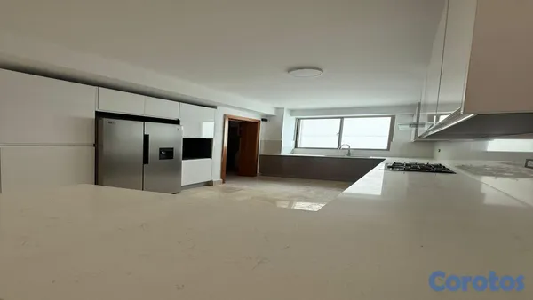 apartamentos - Amplio Apartamento con Vista al Mar 10