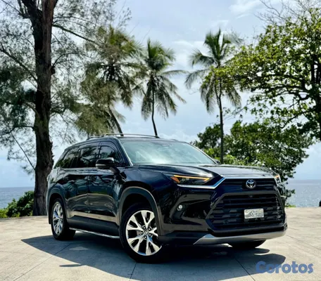 jeepetas y camionetas - Toyota grand higlander 2024 5