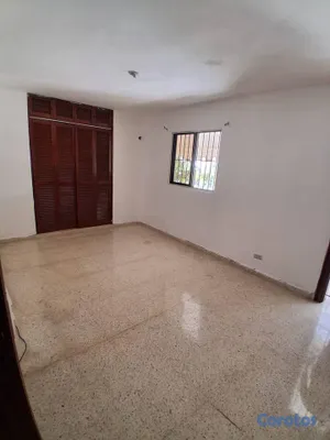 casas - Casa de 2 niveles en residencial cerrado en El Mil 7