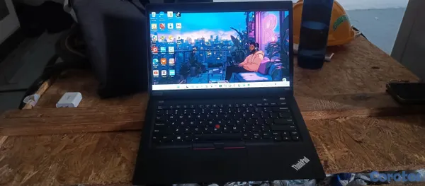 computadoras y laptops - VENDO LAPTOP THINKPAD T490s EN EXCELENTES CONDICIONES  9