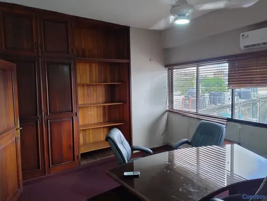 oficinas y locales comerciales - Local de oficina en venta centrico 6