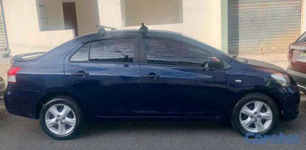 carros - Toyota Yaris 2008 Mecánico 1.3L – Económico y en b 4