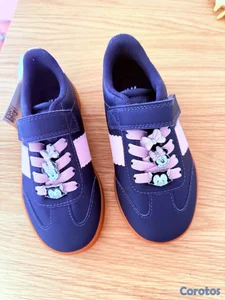 Zapatos de niña