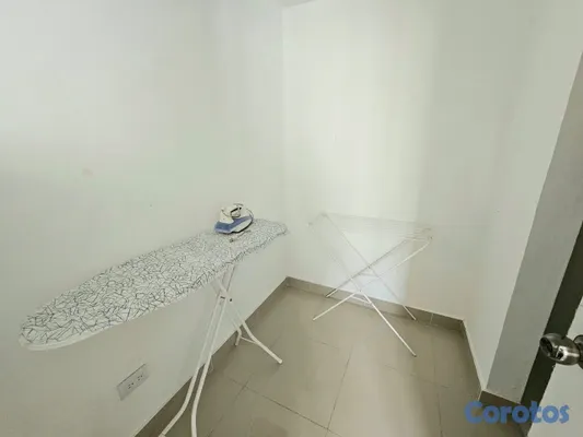 apartamentos - vendo en los prados  tercer  nivel dos habitaciones dos baños parqueo balcón  15