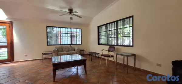 casas - Casa en alquiler Julieta 9