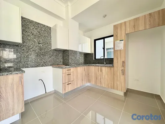 apartamentos - alquiló jardines del sur piso 4 una habitación 1.5 baños parqueo ascensor planta 5