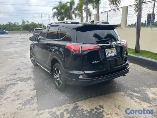 jeepetas y camionetas - TOYOTA RAV4 LE AWD 2018  2
