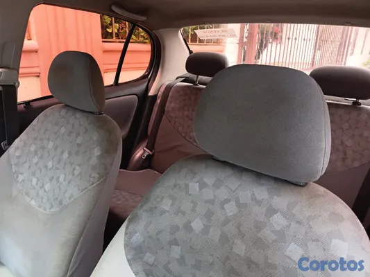 carros - Toyota Echo 7