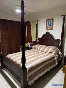 Juego de habitación en Caoba