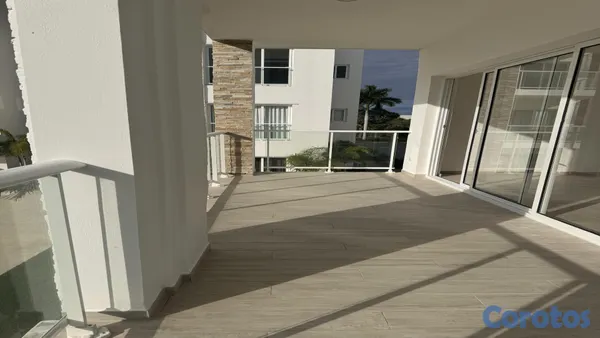 apartamentos - En venta Amplio apartamento de dos habitaciones en Cana Bay 3