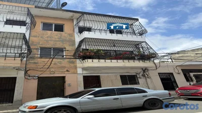 En Venta Apartamento Zona Colonial de 3 habitaciones