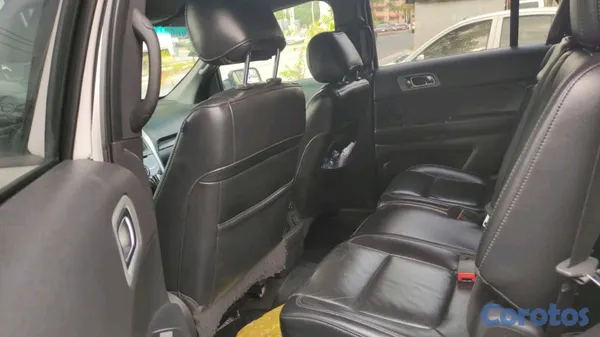 jeepetas y camionetas - Ford Explorer xlt 2012 3