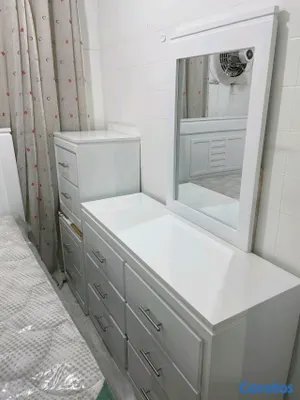 muebles y colchones - *JUEGO DE HABITACIÓN*
39 Pulgadas 
SIN COLCHÓN 
Modelo Hidrofugo 


 3