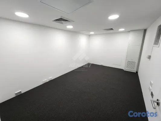 oficinas y locales comerciales - LOCAL RENTA PLAZA INTERNACIONAL SANTIAGO 150 MTS2 3