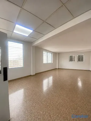 oficinas y locales comerciales - LOCAL COMERCIAL EN ARROYO HONDO  2