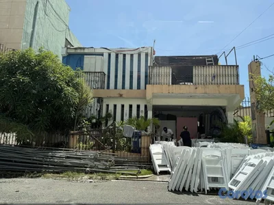 SE VENDE CASA EN MIRAFLORES