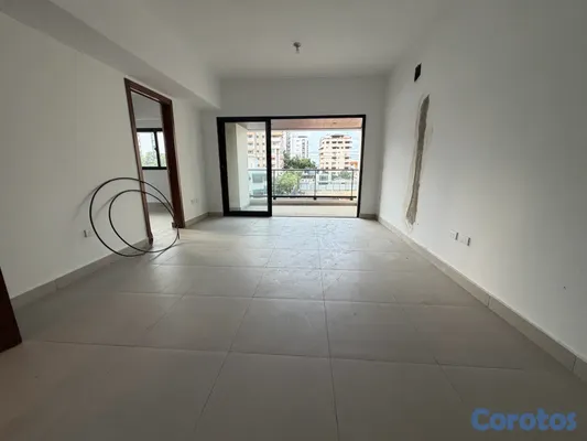 apartamentos - vendo nuevo Evaristo Morales piso 3 una habitación 1.5 baños parqueo área social 9