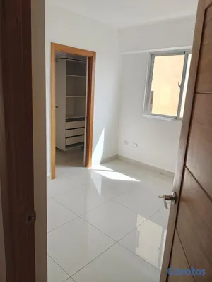 apartamentos - SE VENDE APARTAMENTO ENTRE LA CAYETANO GERMOSÉN Y  2