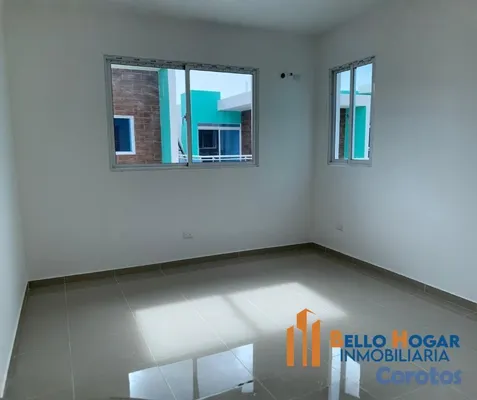 casas - Casa Moderna en Residencial Lianas del Prado  2