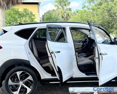jeepetas y camionetas - vendo tucson 2018 la full 2