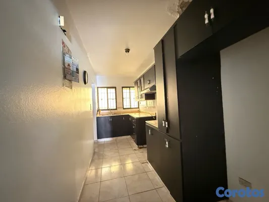 apartamentos - venta Apto  de independencia / segundo piso con balcón RD 9,700,000 18