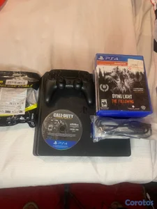 consola de video juegos play station 4 slim 