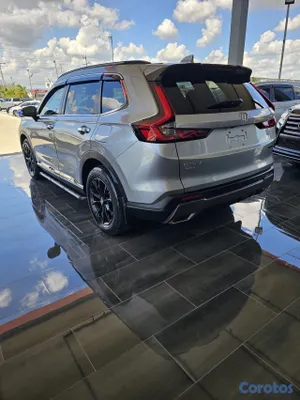 jeepetas y camionetas - 2023 Honda Crv Sport Hybrida 4x4 15